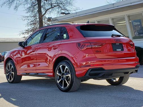2025 Audi Q3 45 S line Premium Plus