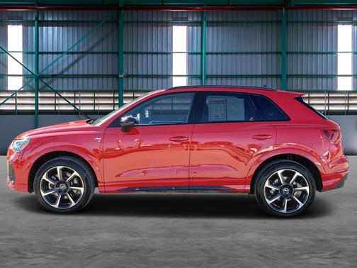 2025 Audi Q3 45 S line Premium Plus