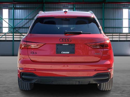 2025 Audi Q3 45 S line Premium Plus