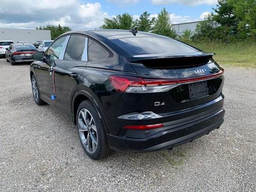 2024 Audi Q4 e-tron Sportback Premium