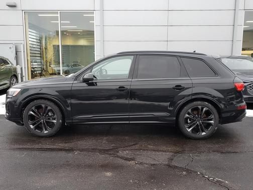 2026 Audi Q7 55 Premium Plus