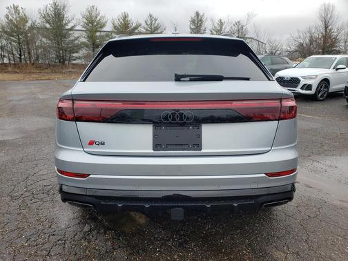 2025 Audi Q8 55 Premium Plus