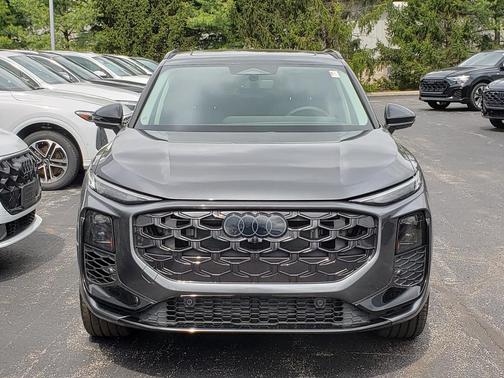 DAYTONA GRAY 2026 Audi Q3 TFSI quattro S tronic