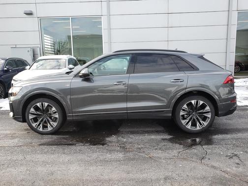 2026 Audi Q8 55 Premium Plus