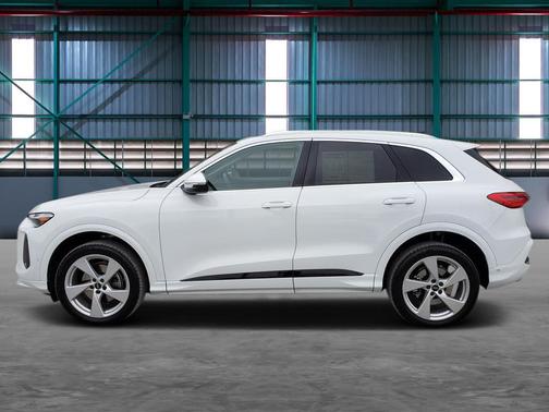 2025 Audi Q5 Premium Plus TFSI quattro S tronic