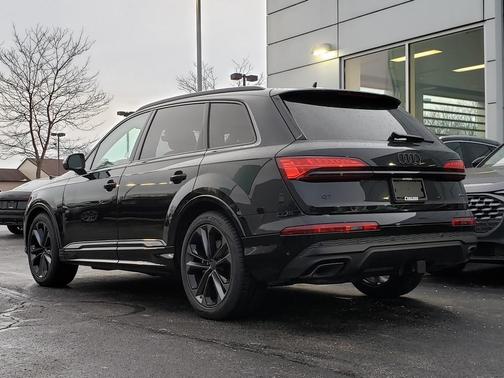 2026 Audi Q7 55 Premium Plus