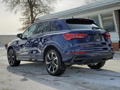 2025 Audi Q3 45 S line Premium Plus