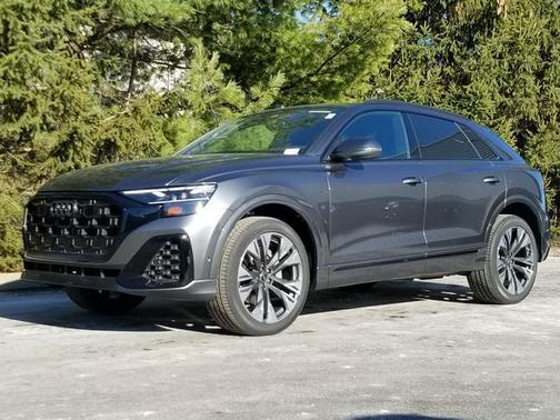 2025 Audi Q8 55 Premium Plus