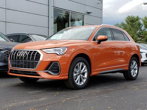 2025 Audi Q3 Premium 45 TFSI S line quattro Tiptronic