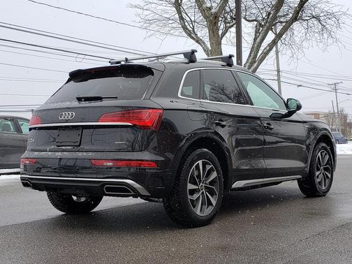 2023 Audi Q5 45 S line Premium Plus