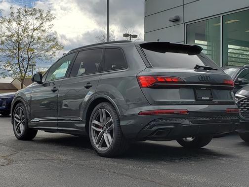 2026 Audi Q7 55 Prestige
