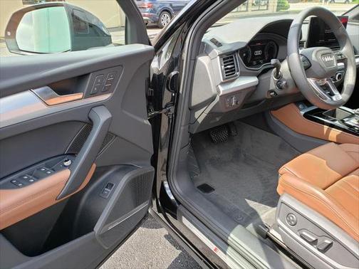 2025 Audi Q5 45 S line Premium Plus