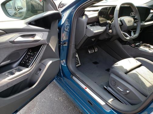 2025 Audi S6 e-tron Prestige