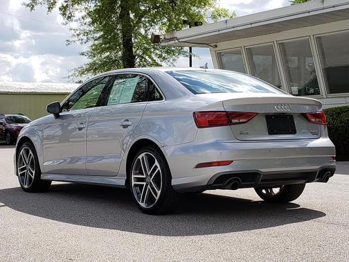 Florett Silver Metallic 2018 Audi A3 Premium