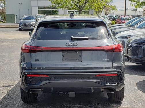 TAMBORA GRAY 2026 Audi Q5 Premium Plus TFSI quattro S tronic
