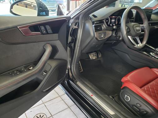 2022 Audi S5 Premium Plus TFSI quattro Tiptronic