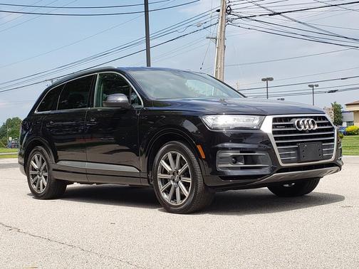 Orca Black Metallic 2019 Audi Q7 55 Prestige