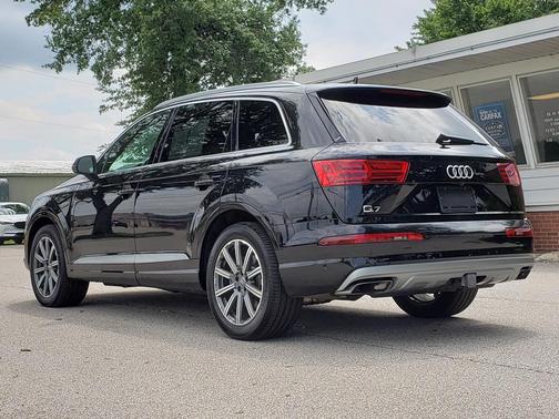 Orca Black Metallic 2019 Audi Q7 55 Prestige