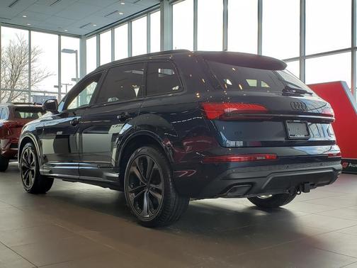 2026 Audi Q7 55 Premium Plus