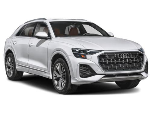 Daytona Gray Pearl Effect 2026 Audi Q8 55 Premium Plus