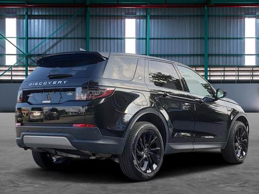 2023 Land Rover Discovery Sport SE