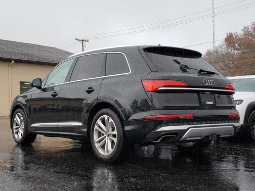 2025 Audi Q7 55 Prestige