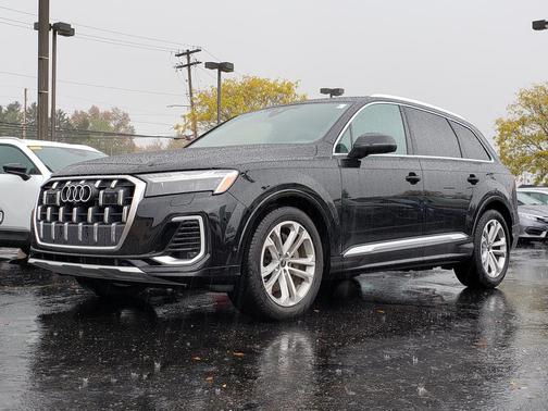 2025 Audi Q7 55 Prestige