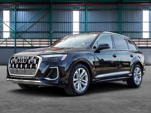 2025 Audi Q7 55 Prestige