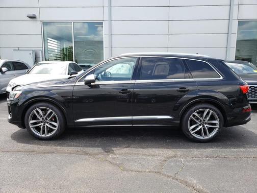 2025 Audi SQ7 4.0T Premium Plus
