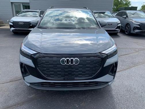 2024 Audi Q4 e-tron Premium Plus