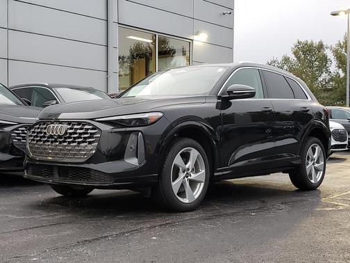 2025 Audi Q5 Premium Plus TFSI quattro S tronic