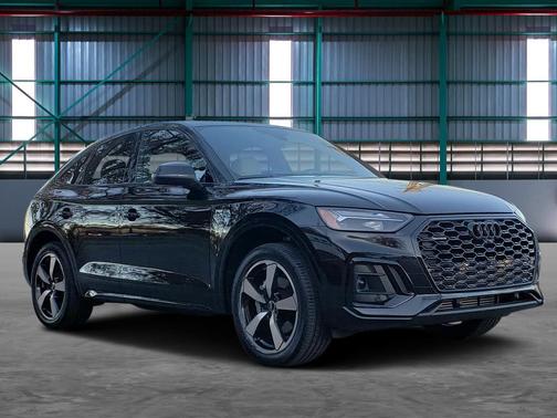 2023 Audi Q5 45 S line Premium Plus
