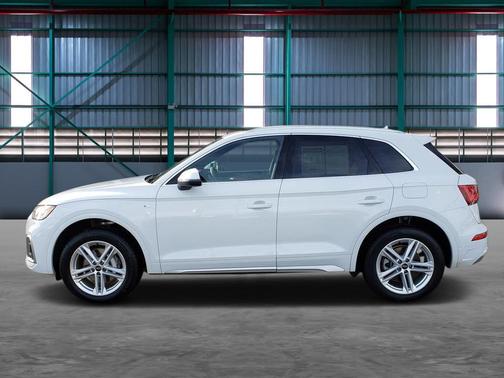 2023 Audi Q5 55 S line Premium Plus