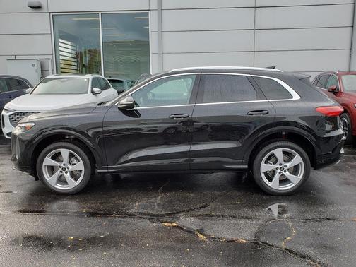 2025 Audi Q5 Premium Plus TFSI quattro S tronic