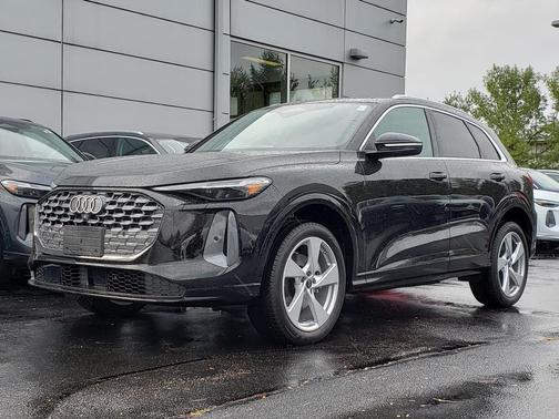 2025 Audi Q5 Premium Plus TFSI quattro S tronic