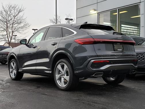 2025 Audi Q5 Premium Plus TFSI quattro S tronic