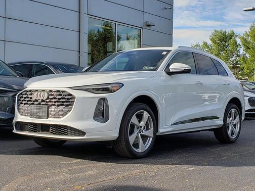 2025 Audi Q5 Premium Plus