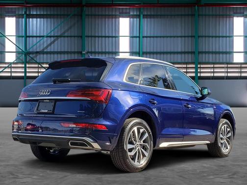 2025 Audi Q5 45 S line Premium Plus