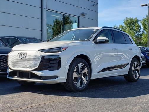 2025 Audi Q6 e-tron Premium Plus quattro