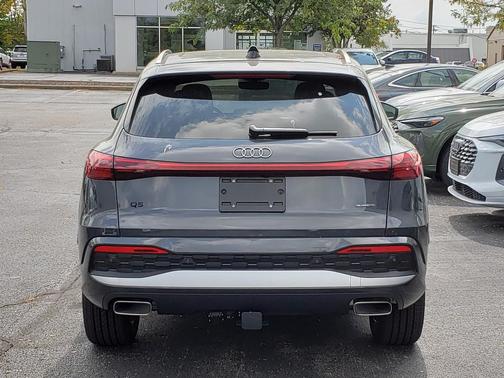 2025 Audi Q5 Premium
