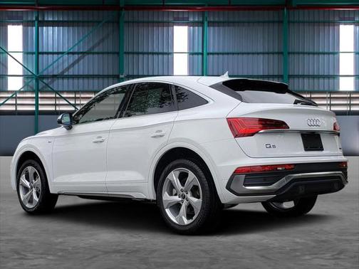 2024 Audi Q5 45 S line Premium Plus