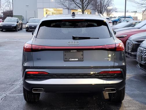 2025 Audi Q5 Premium Plus TFSI quattro S tronic