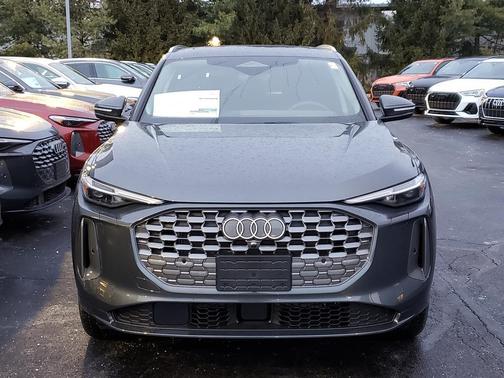 2025 Audi Q5 Premium Plus TFSI quattro S tronic