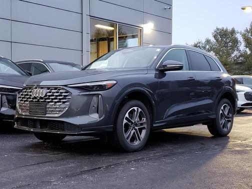 2025 Audi Q5 Premium Plus TFSI quattro S tronic