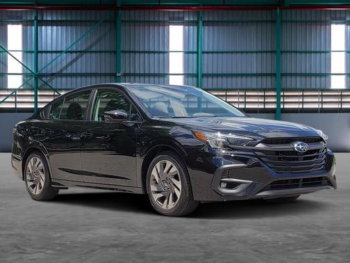 Crystal Black Silica 2025 Subaru Legacy Limited
