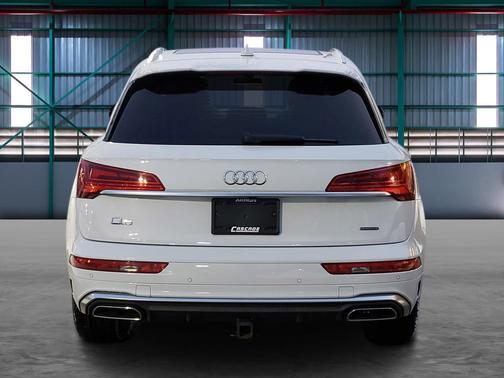 2022 Audi Q5 45 S line Premium