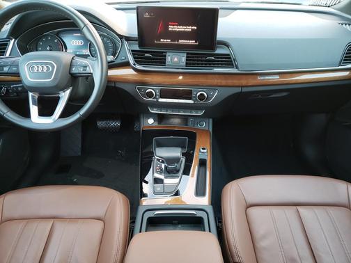 2022 Audi Q5 45 S line Premium