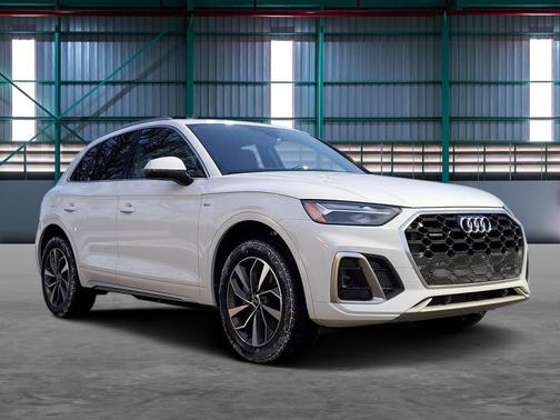 2022 Audi Q5 45 S line Premium
