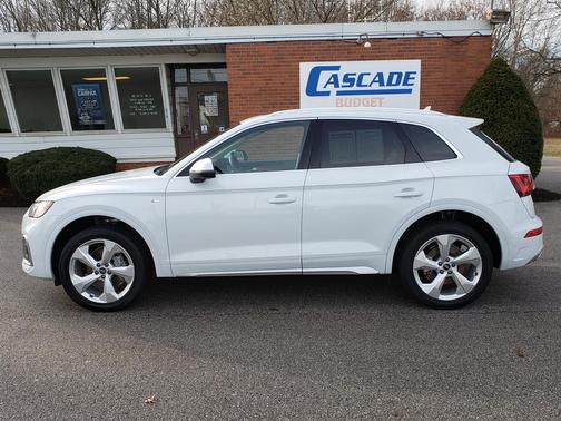 2023 Audi Q5 45 S line Premium Plus