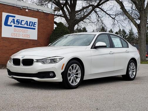Alpine White 2018 BMW 320 i